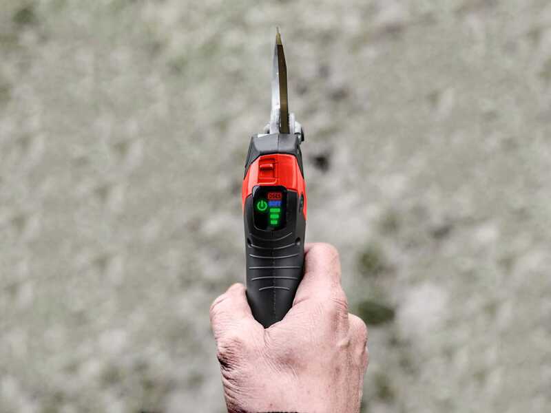 Infaco F3020 Electric Pruning Shears - &Oslash; 40 mm Standard Kit for orchards and vineyards