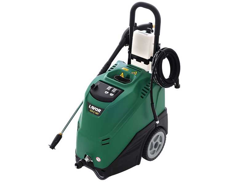 Lavor XTR-R 1007 - Hot water pressure washer - 135 bar - 420 l/h - 36032-00105