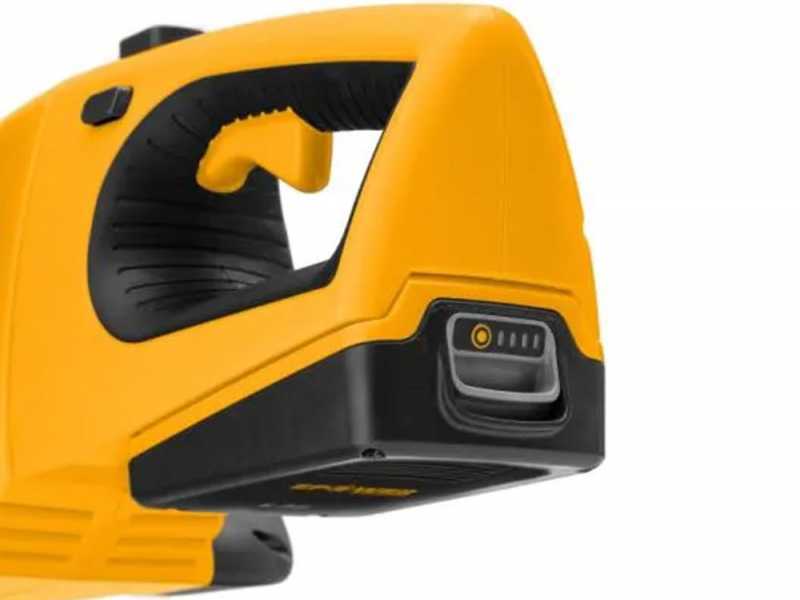 STIGA HT 100e KIT battery hedge trimmer - 20V 2Ah - Battery and charger included