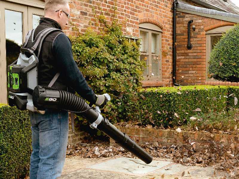 EGO Backpack Leaf Blower EGO LB6000E - 56 V - 10Ah