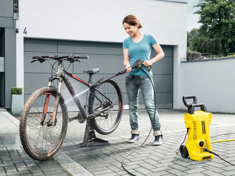 Karcher 1600 PSI (Electric-Cold Water) Anniversary Bonus Pressure Washer