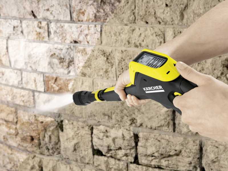Karcher K7 Premium Smart Control - New cold water pressure washer - 180 bar max - App Home &amp; Garden