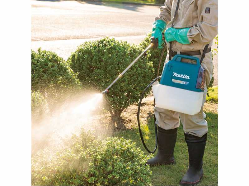 Makita DUS054Z - Battery-powered Backpack Sprayer Pump - WITHOUT BATTERY AND CHARGER