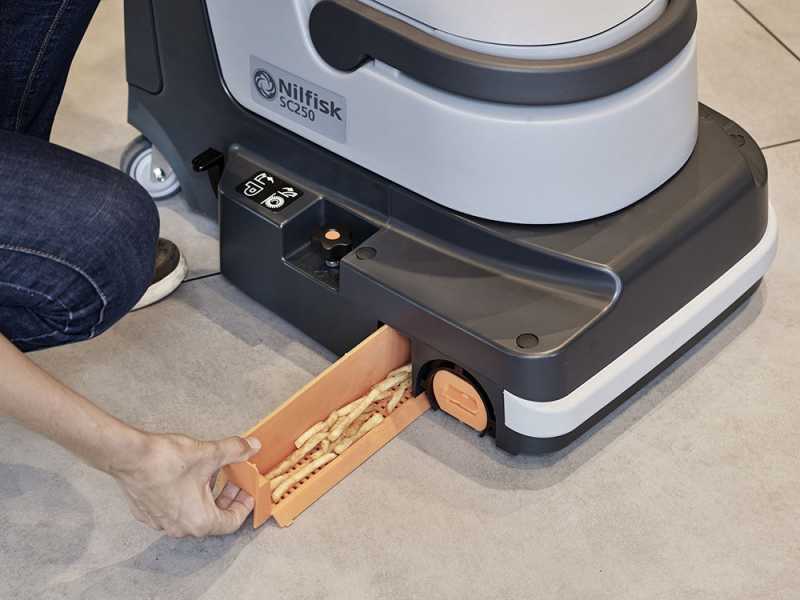 Nilfisk SC 250 - Cordless 3-in-1 cordless floor washer: washes, dries and vacuums