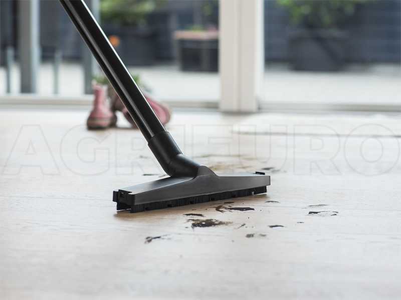 Nilfisk Buddy II 18 T EU - Wet and Dry Vacuum Cleaner