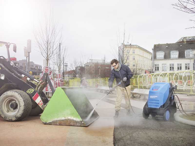 Nilfisk MH 3C Heavy-duty Single-phase Hot Water Pressure Washer