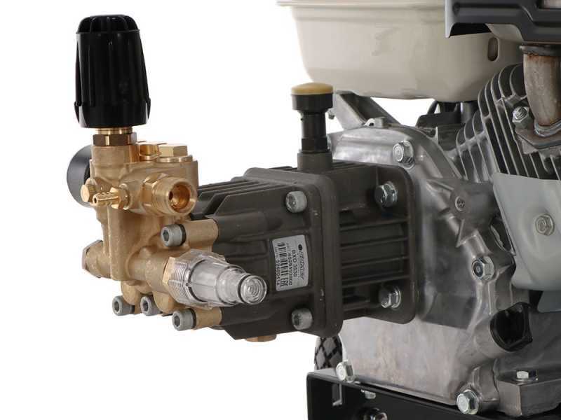 AgriEuro Top-Line BXD 12/200 Petrol Pressure Washer - Honda GP 200 Engine