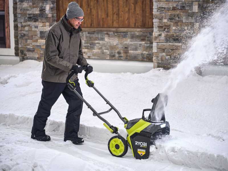 Ryobi RY36STX45A 14 Battery powered Snowplough best deal on AgriEuro