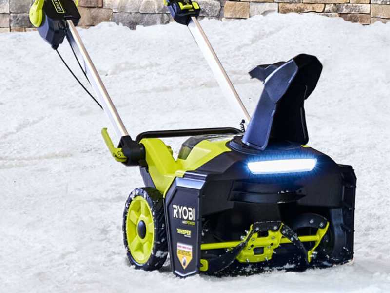 Ryobi RY36STX53A-150 - Battery-powered Snowplough - MAX POWER 36V 5Ah