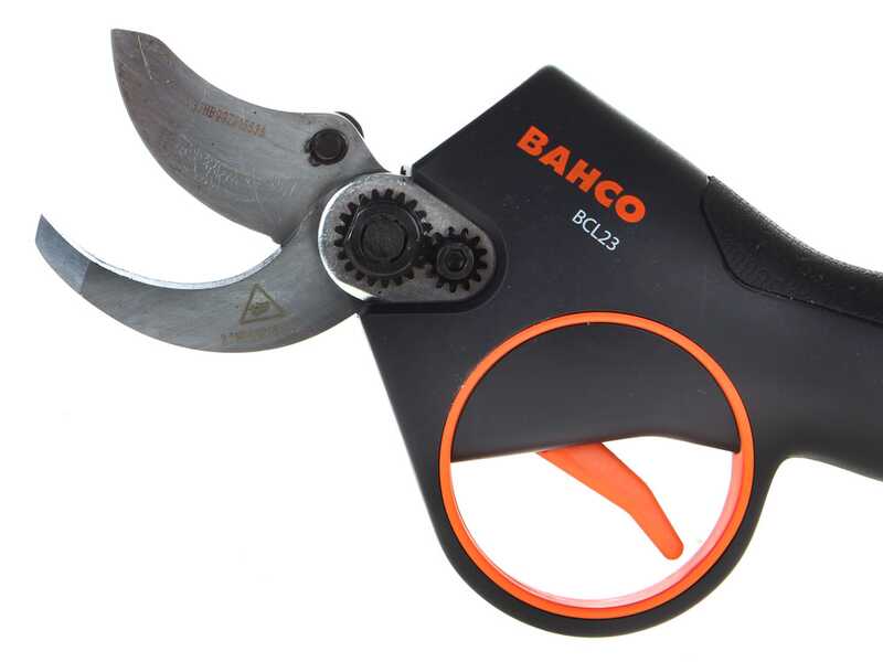 Bahco electric secateurs make big pruning jobs easy