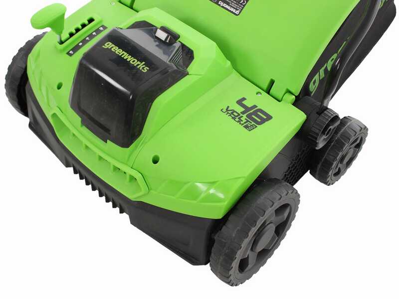 Greenworks GD48SC36 - Battery-Powered Lawn Scarifier - 48V BATTERY AND CHARGER NOT INCLUDED