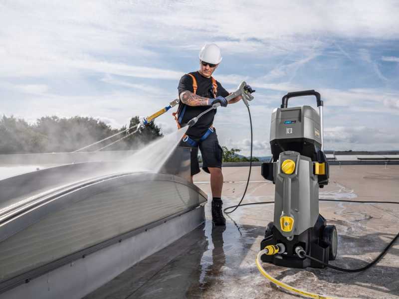 Karcher HD 4/11 C Bp - Battery-Powered Cold Water Pressure Washer - 36V - 12 Ah