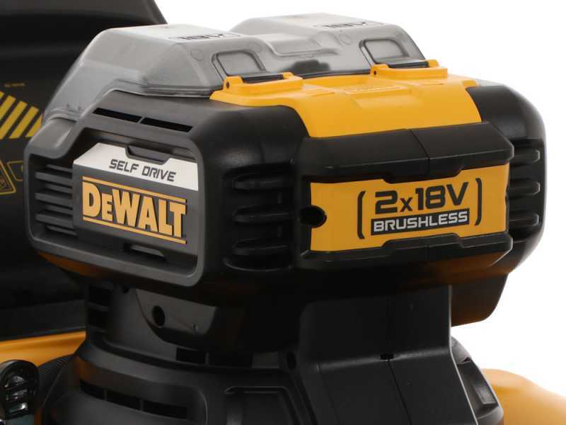 DeWalt DCMW564P2-QW Battery-powered Lawn Mower - 2 18V/5Ah Batteries