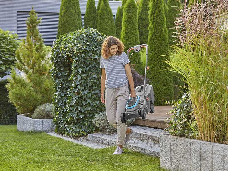 Gardena PowerMax 32/18V P4A Electric Battery-Powered Lawn Mower - 18V/4ah - 32 cm