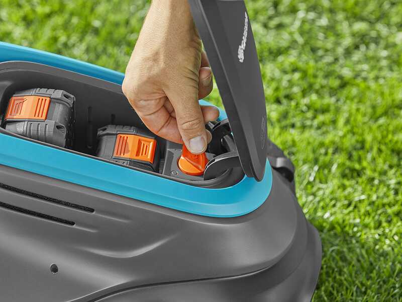Gardena PowerMax 37/36V P4A Battery-Powered Electric Lawn Mower - 36V/ 4ah - 37 cm