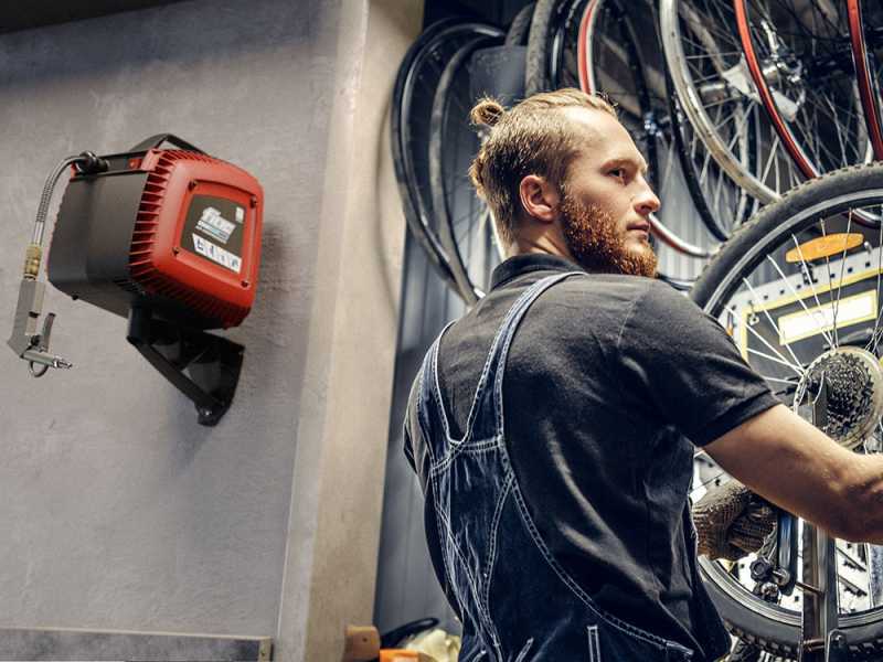 Fiac Compact V230/50 - Wall-mounted air compressor