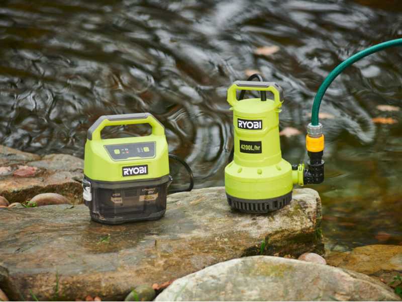 RYOBI Submersible Pump for Clear And Dark Water best deal on AgriEuro