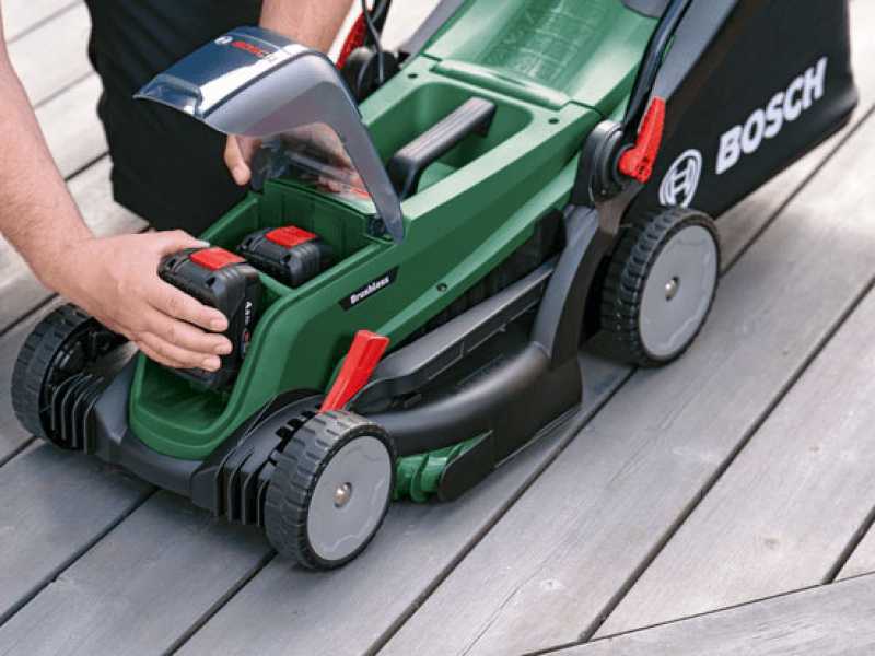 BOSCH UniversalRotak Lawn Mower 2x18V 37 550 best deal on AgriEuro