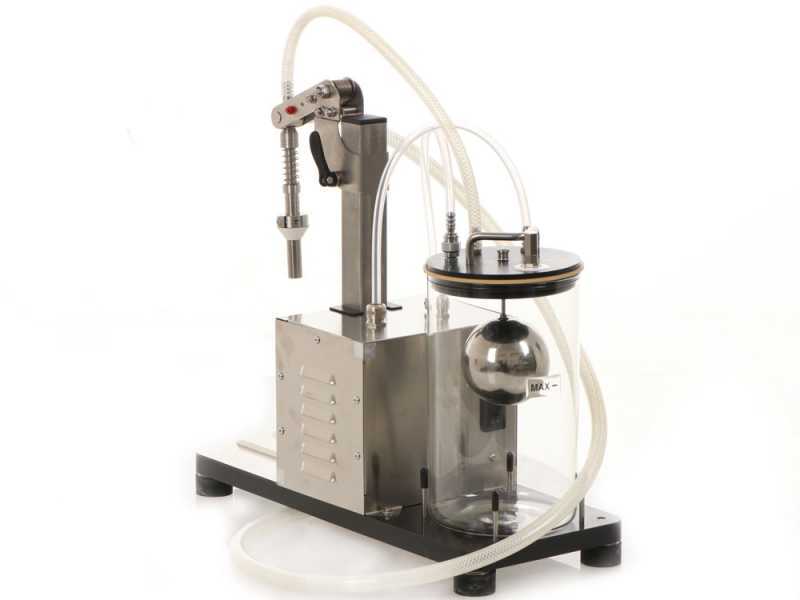 Il-Tec Ultrafiller 1 - Electric Vacuum Bottling Machine for Food-grade Liquids