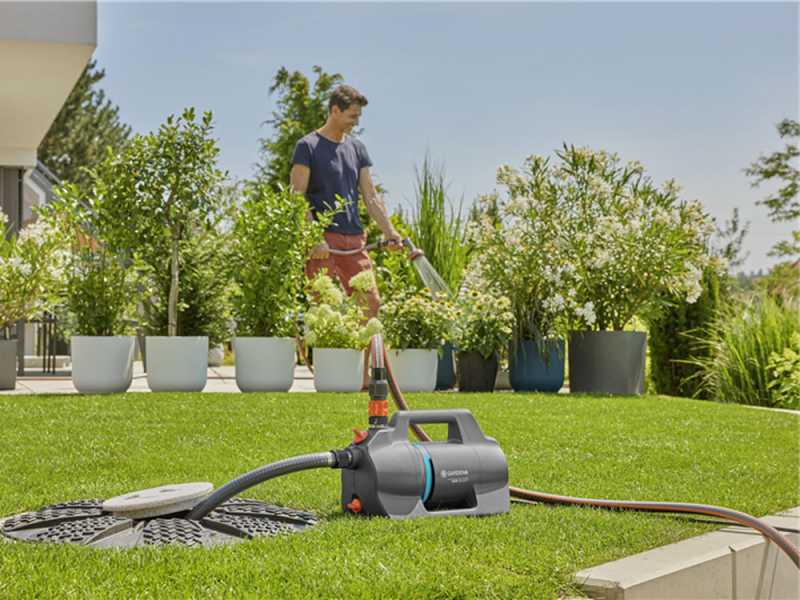 Gardena 4300 Silent - Self-priming Electric Garden Pump - 650 W