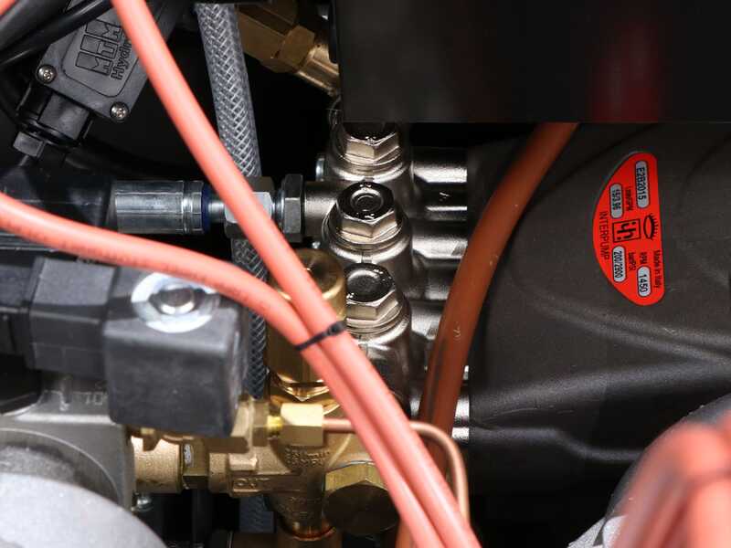 Idromatic Astra 150.15 -  Professional Hot Water Pressure Washer - Three-Phase -  150 bar - 900 lt/h