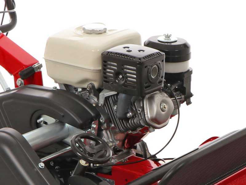 Ginko TT790 - Professional Hammer Rough Cut Mower - Honda GX270 Engine