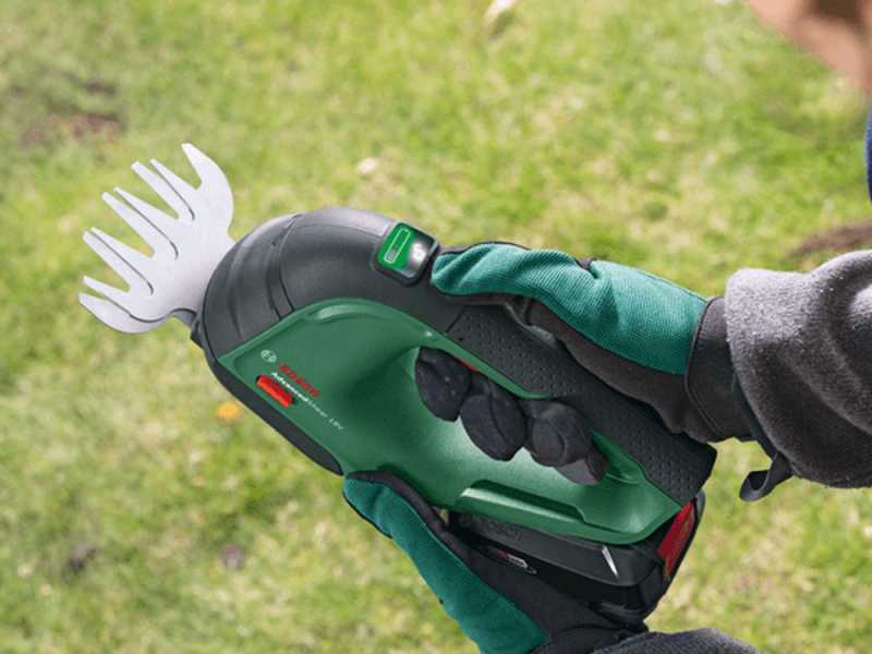 Bosch AdvancedShear18V - Cordless Grass Shears - 18V - WITHOUT BATTERY AND CHARGER