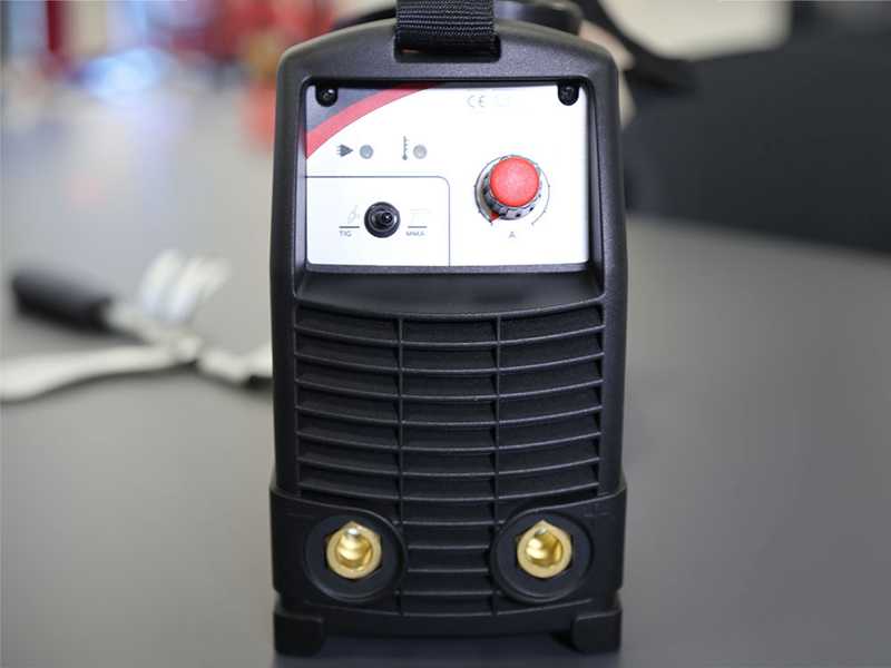 Helvi Galileo 219 MMA inverter welding machine best deal on AgriEuro