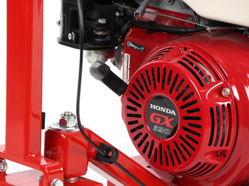 Ceccato Tritone Maxi wheeled self-propelled - Petrol garden shredder - Honda GX390 engine