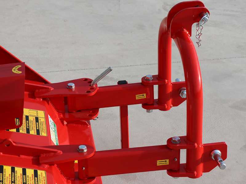 AgriEuro Fu TOP 112 M Tractor-mounted Flail Mower with Manual Shift - Light Series - 16 Hammer Flails - Counterclockwise PTO (left-hand rotation)