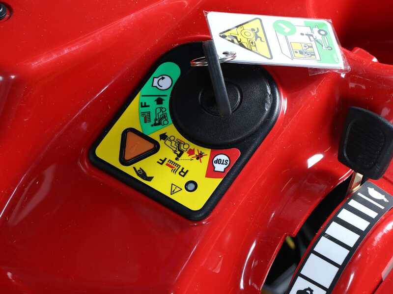 Troy-Bilt TB 76T-R - Riding-on Mower - with Grass Collector - 382cc Engine