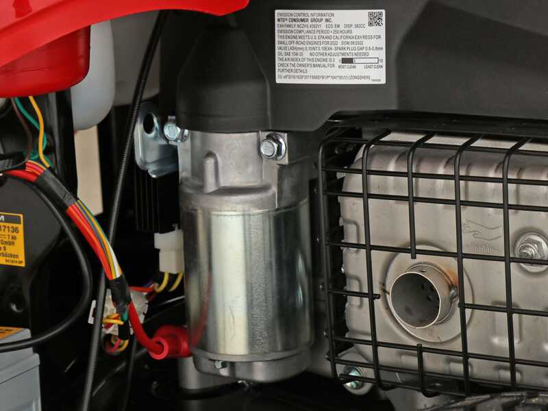 Troy-Bilt TB 76T-R - Riding-on Mower - with Grass Collector - 382cc Engine