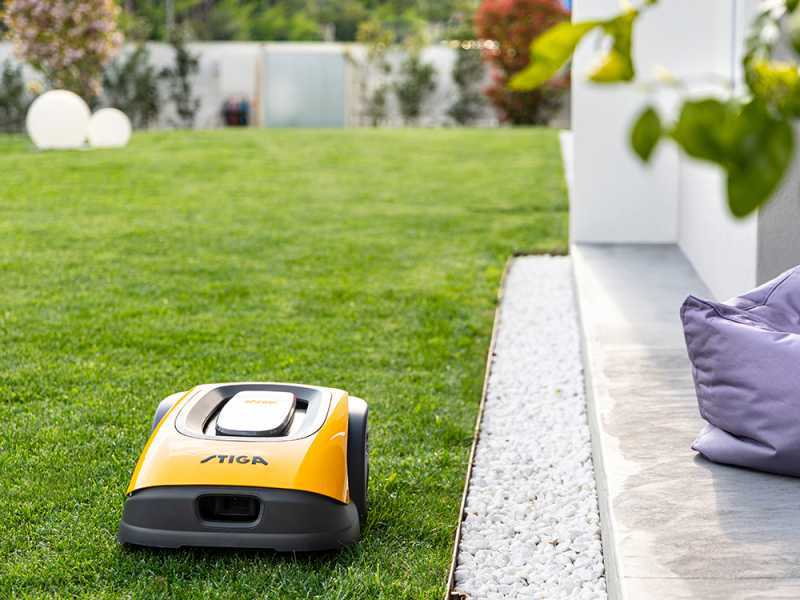 Stiga robot online
