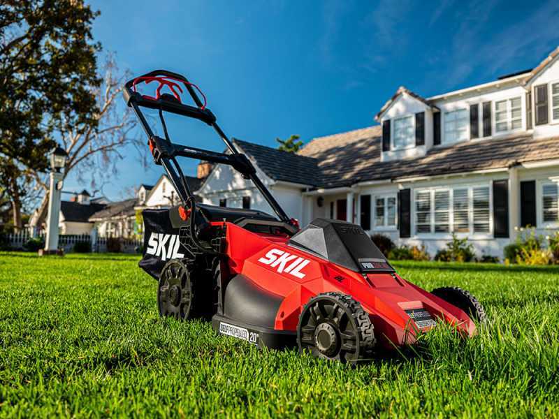 Skil 0180 AA Battery powered Lawn Mower 40V 5ah 49 cm cut