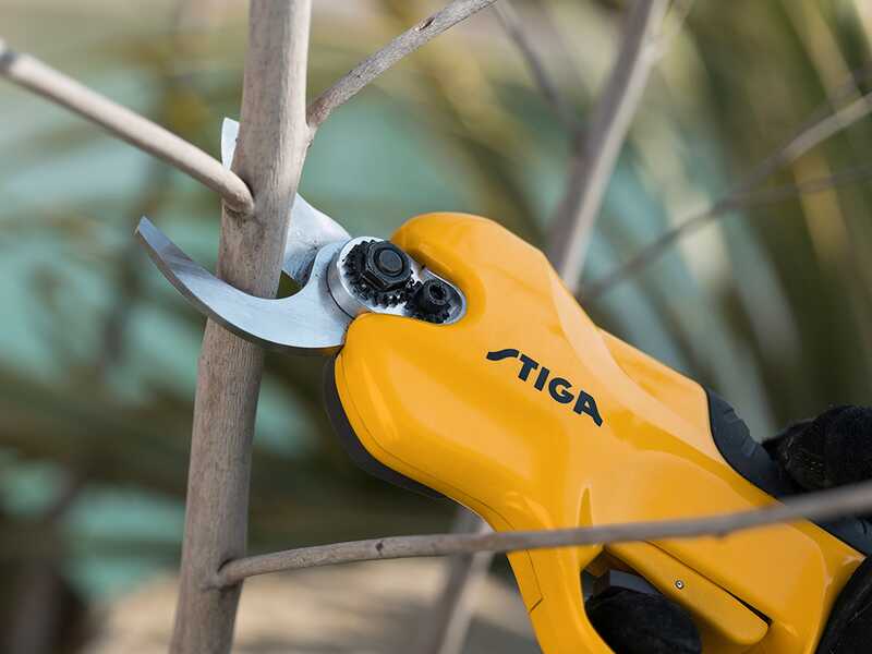 Stiga SC 100e Kit - Electric pruning shear - 20V/2Ah - 30mm Cutting diameter