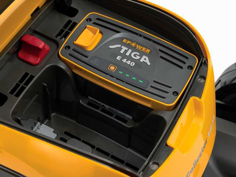 Stiga Collector 543 AE Kit - Battery-powered lawnmower - 48V/4Ah - Cutting 41 cm