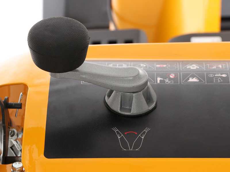 Stiga ST 4262 P - Petrol Snowplough - WS210