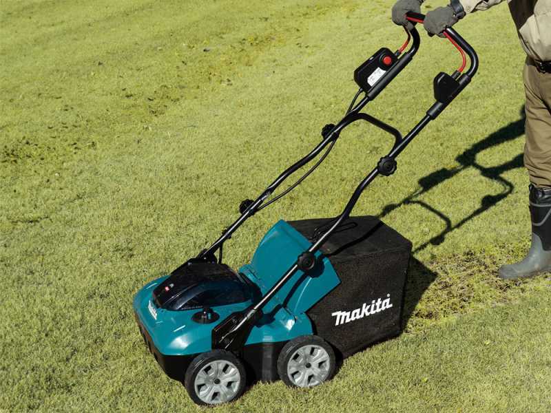 Makita UV001GM201 - Battery-powered Lawn Scarifier - 40V - 4Ah