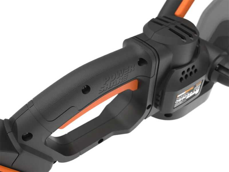 Worx Nitro WG263E - Battery hedge trimmer - 20V/4Ah - 57 cm blade