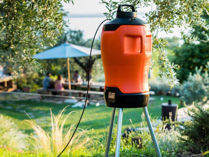 Stocker Geyser Evo 25L - Battery-powered garden mosquito fogger - 21V 2.6Ah