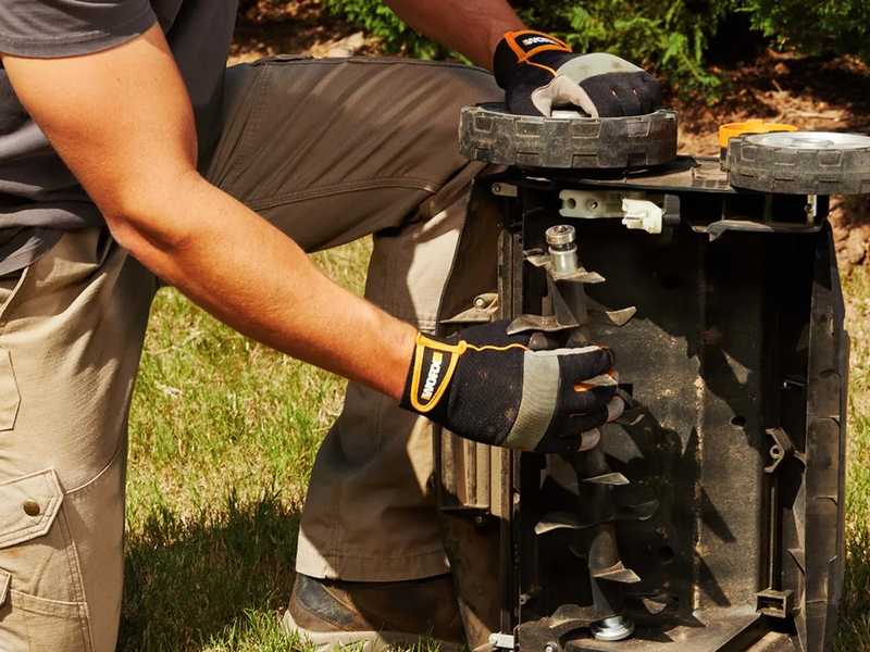 Worx Nitro WG855E.9 - 40V Battery-powered Scarifier - WITHOUT BATTERY AND BATTERY CHARGER