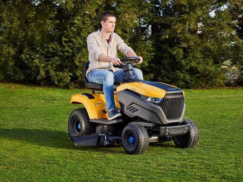 Stiga Tornado 598e - Battery electric motor 48V/40Ah - Side discharge