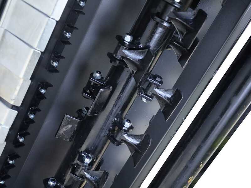 BlackStone RMOH 125 - Tractor-Mounted Flail Mower - Medium Series - Hydraulic Displacement