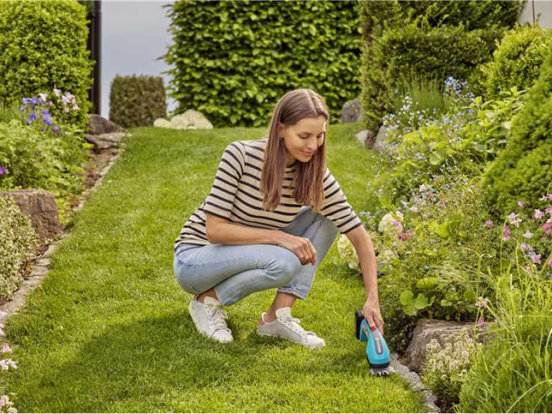 Gardena PowerCut 20/18V - Cordless grass shears - WITHOUT BATTERY AND BATTERY CHARGER