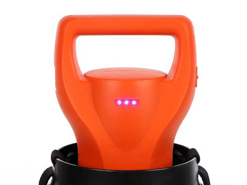 Black &amp; Decker BXSPBS07E - Battery-powered Backpack Sprayer Pump - 7 Litres - 7,2V - 2,6Ah