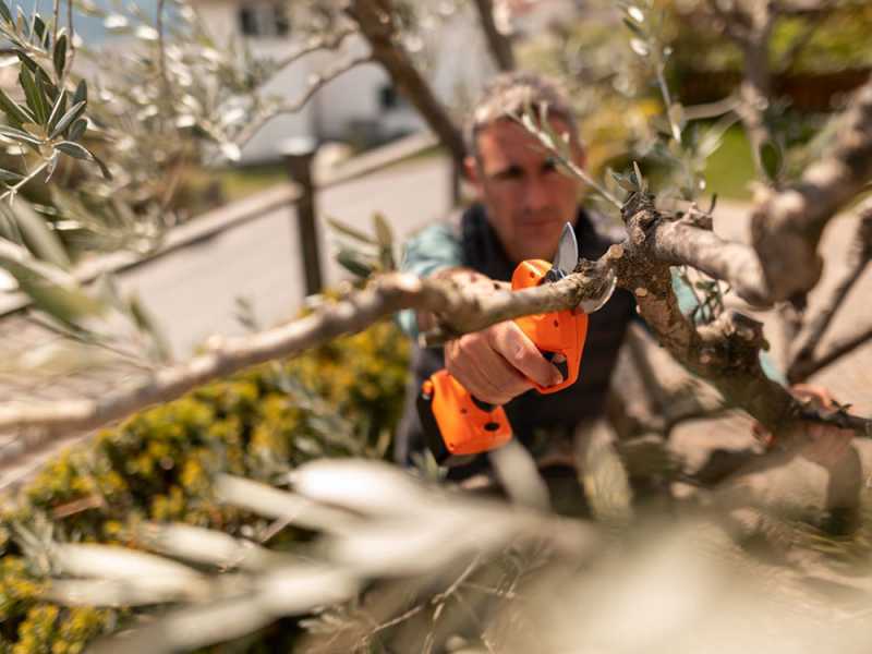 Stocker Magma E-35TP - Electric Pruning Shear - 21.6V - WITHOUT BATTERY