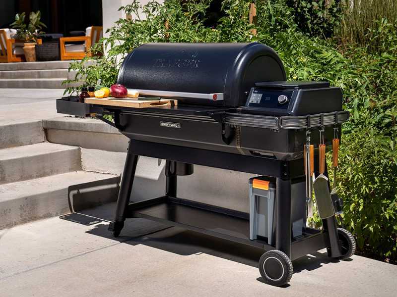 Traeger IronWood XL INT - Wood Pellet Grill