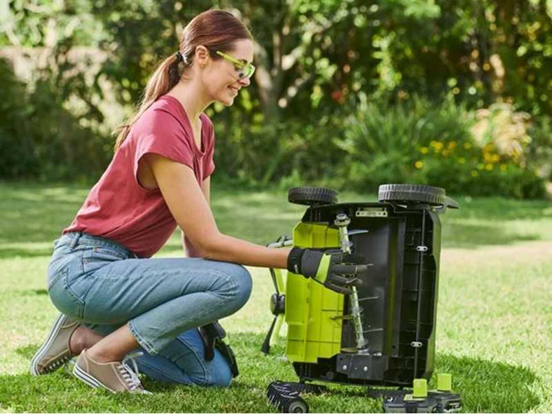 Ryobi RY18SFX35A-0 - Cordless scarifier - WITHOUT BATTERIES AND CHARGERS