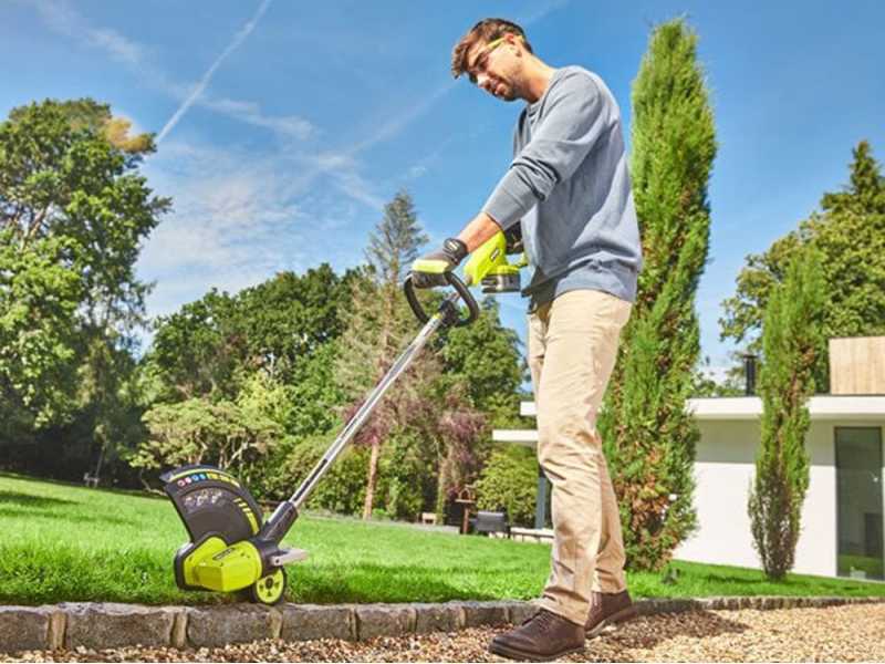 Ryobi RY18LT33A-0 - Cordless grass trimmer - 18V - 4 Ah
