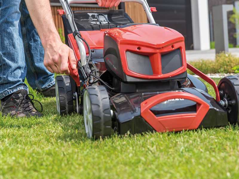 AL-KO Energy Flex 46.9 Li SP - Self-propelled Battery-powered Lawn Mower - 46 cm Cut - 36V/4,0Ah